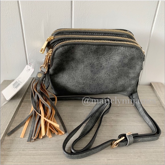 NGIL Handbags - Crossbody Purse Gray With Tassel Zipper Pockets